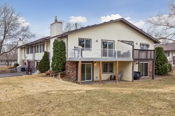 4497 Churchill ST, Shoreview, MN 55126