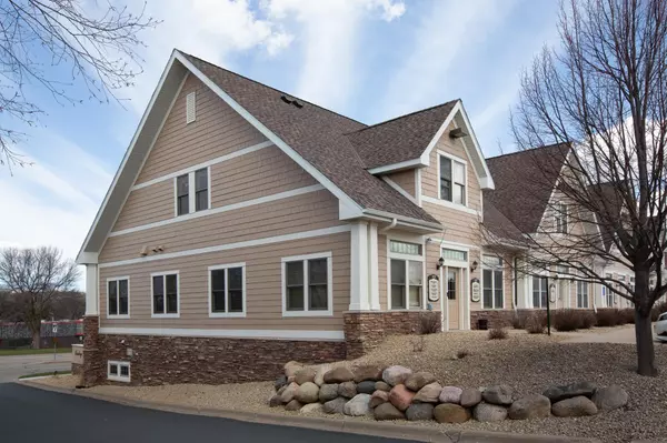 Burnsville, MN 55306,1713 Southcross DR W #B