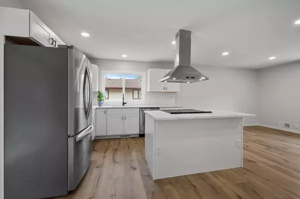 Brooklyn Center, MN 55430,6806 Emerson AVE N