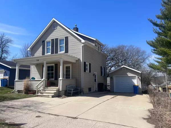 316 S Grove AVE, Owatonna, MN 55060