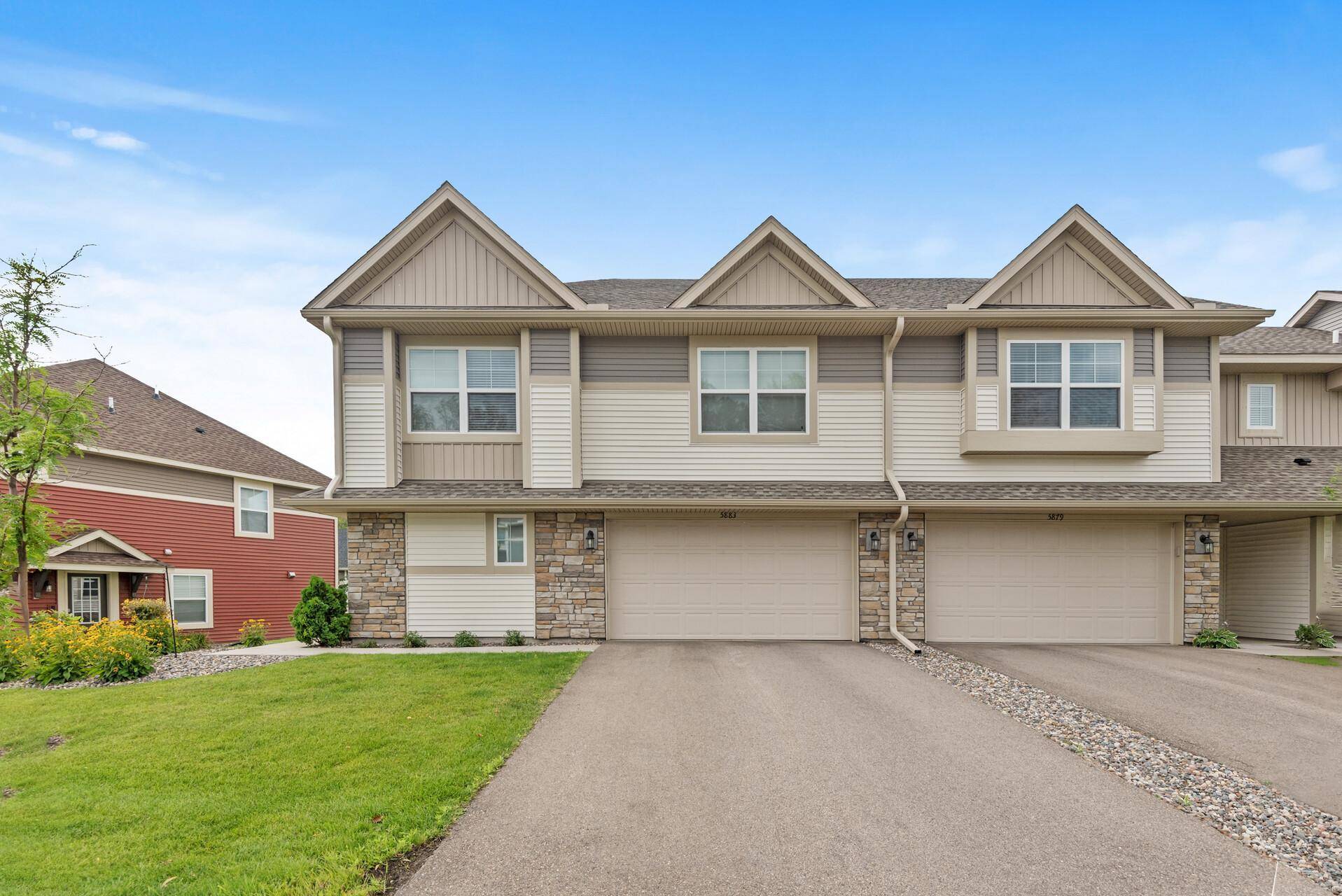 5883 Royalton RD NE, Prior Lake, MN 55372