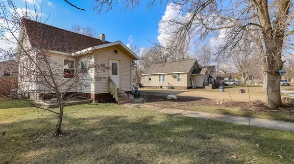New York Mills, MN 56567,103 Tousley AVE N