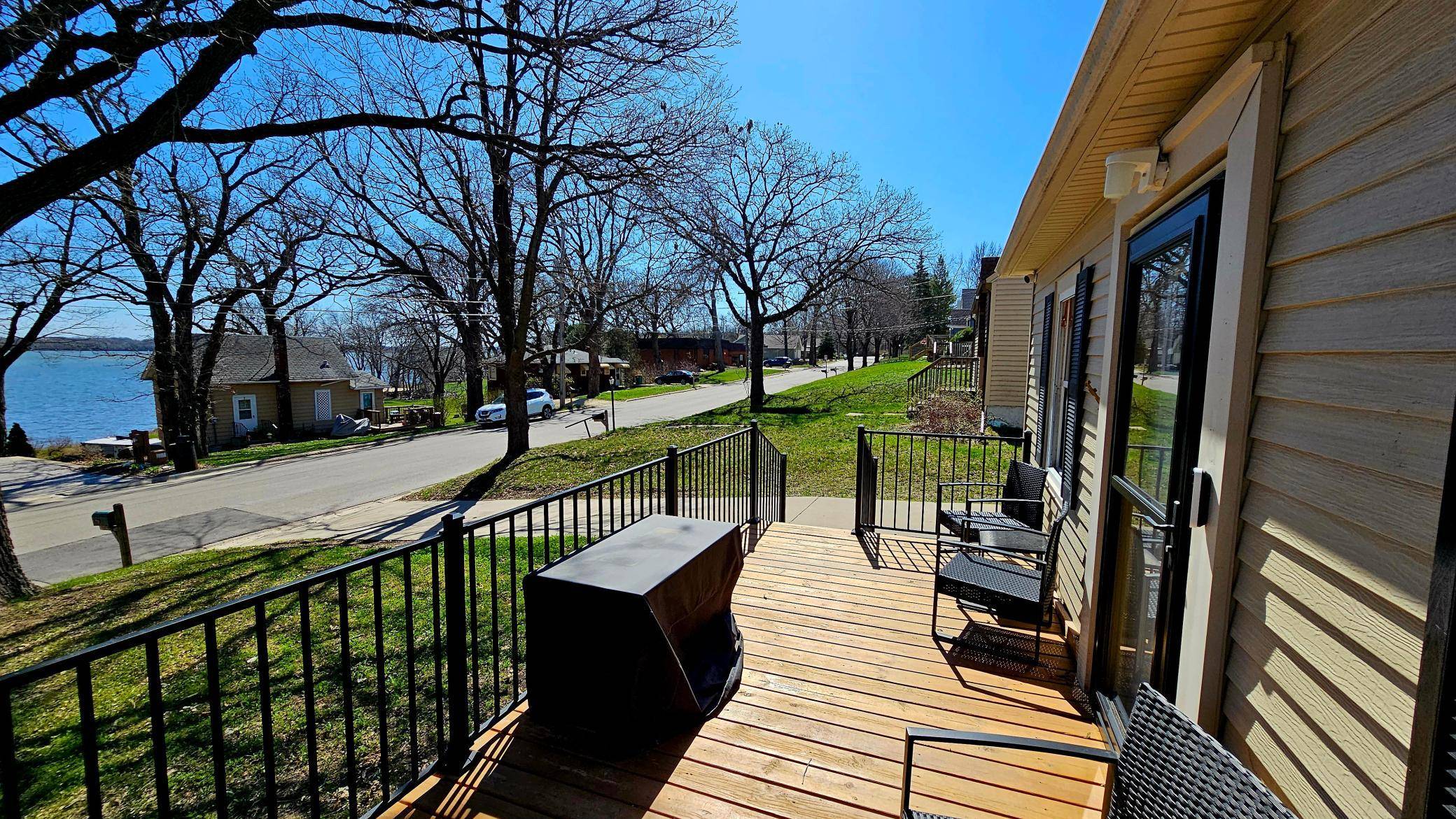 Albert Lea, MN 56007,1406 Frank Hall DR