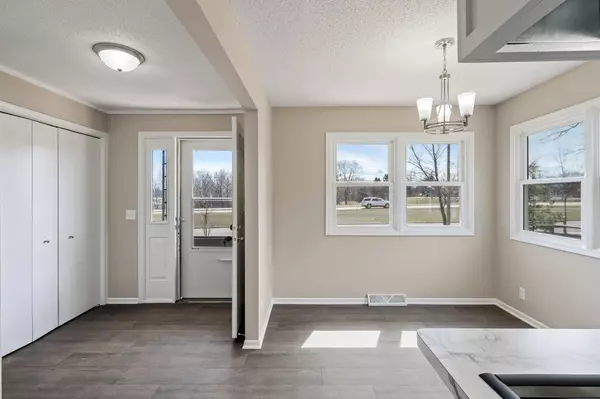 Mounds View, MN 55112,2119 Pinewood DR