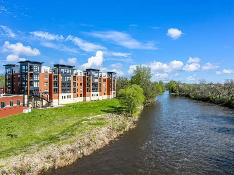 101 Saint Olaf AVE #111, Northfield, MN 55057