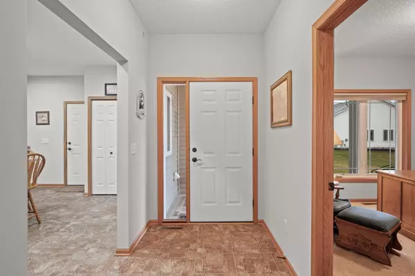 Otsego, MN 55301,6384 Manchester WAY NE