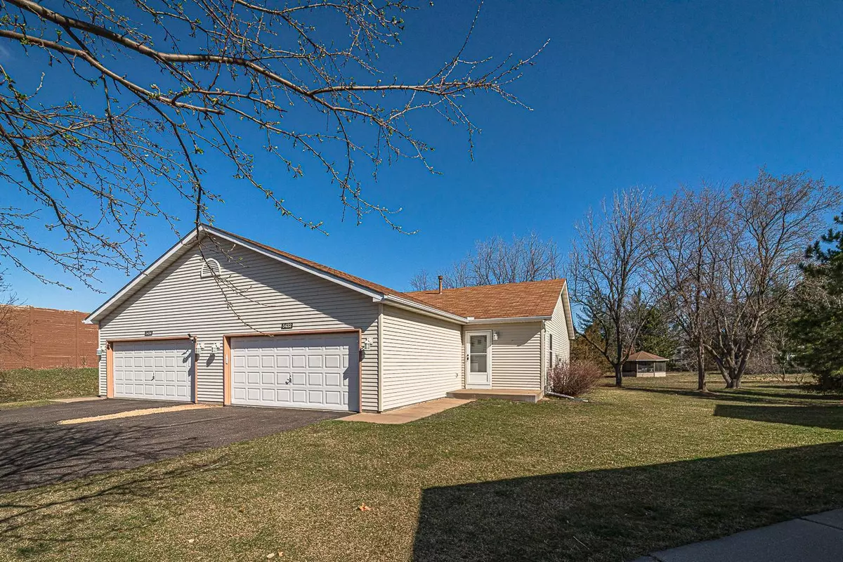 White Bear Twp, MN 55110,5432 Saxony CT