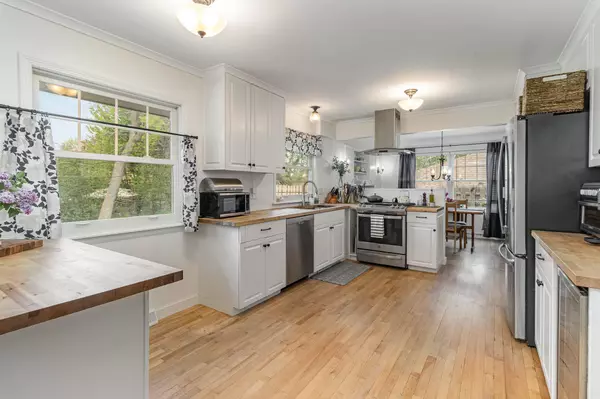 New Brighton, MN 55112,1904 13th ST NW