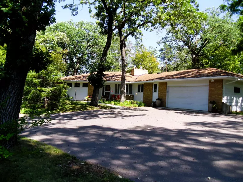 3307 Plymouth RD, Minnetonka, MN 55305