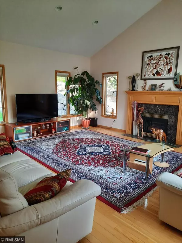 Plymouth, MN 55442,5050 Ximines LN N