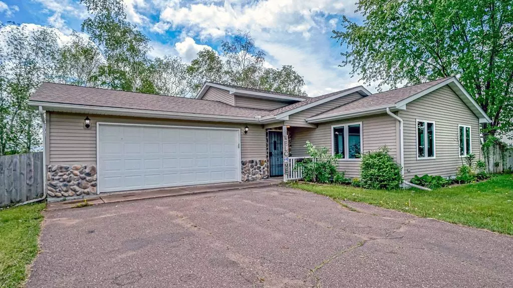 Hinckley, MN 55037,504 1st ST SW