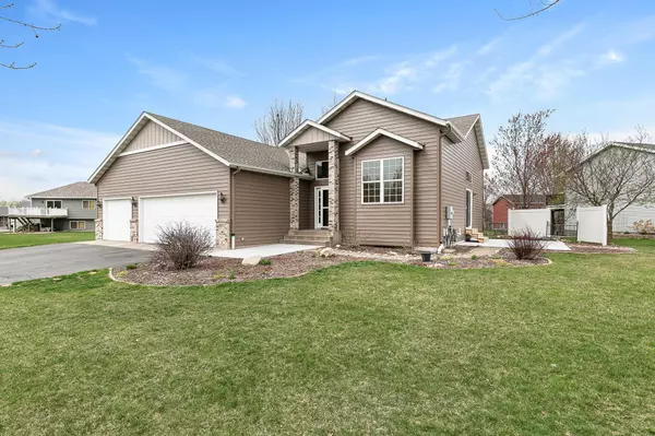 Sartell, MN 56377,623 7th ST S