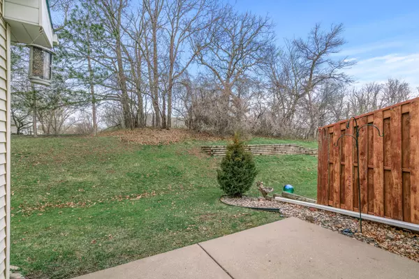 Maplewood, MN 55119,515 Crestview Forest DR S