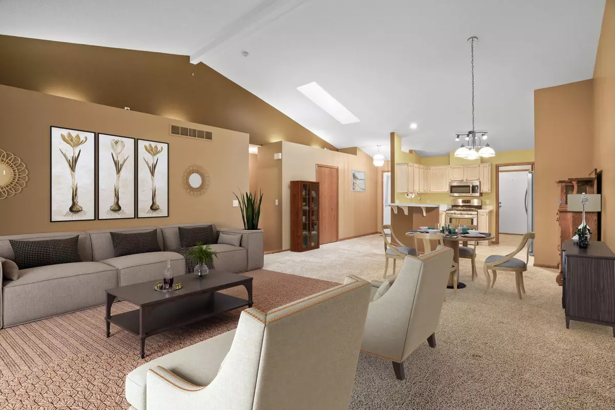 Maplewood, MN 55119,515 Crestview Forest DR S