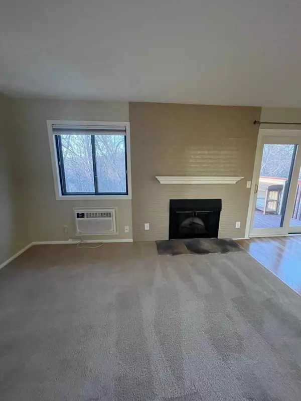 Eden Prairie, MN 55346,7228 Vista CT