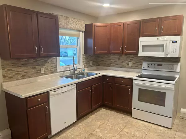 Glencoe, MN 55336,1427 Armstrong AVE N