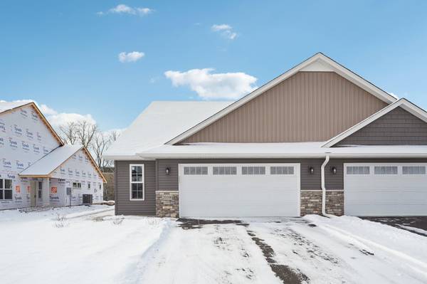 20106 Fitzgerald TRL N, Forest Lake, MN 55025