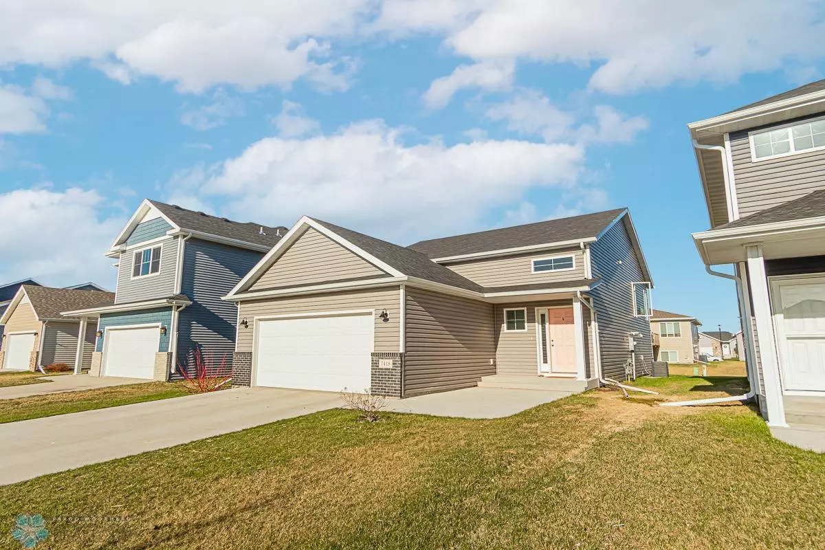 Fargo, ND 58104,7418 18th ST S