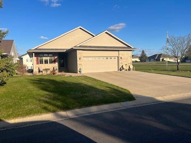 329 Ashley LN, Alexandria, MN 56308