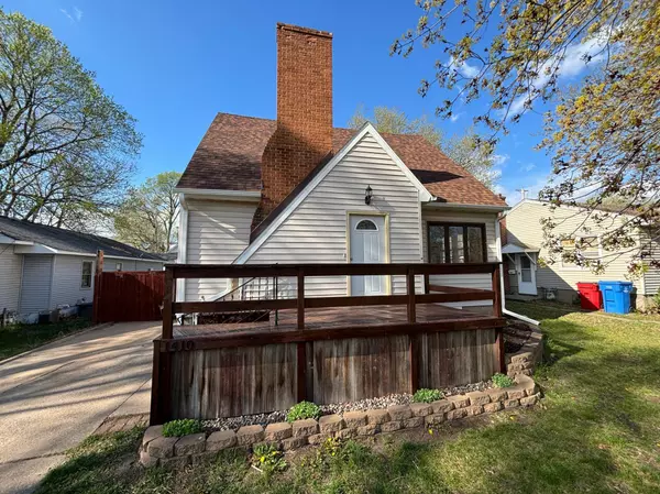 1410 W 4th ST, Winona, MN 55987