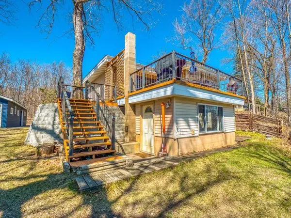 Bemidji, MN 56601,6832 Maple Beach CT NE