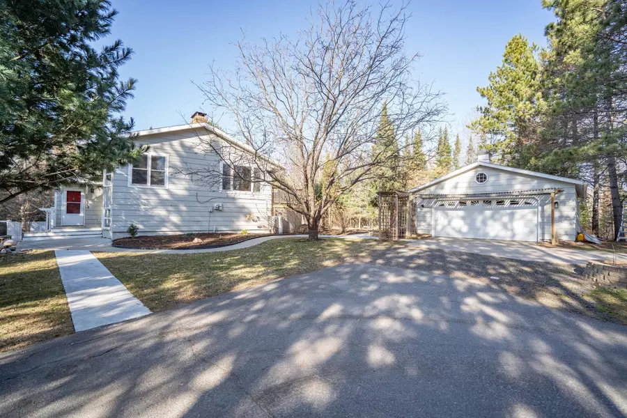 3501 Long Lake RD, Gilbert, MN 55741