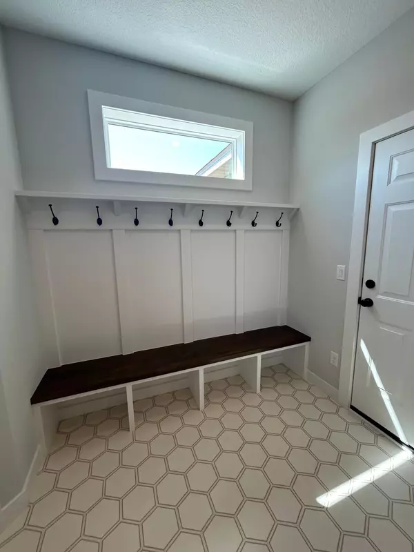 Woodbury, MN 55129,4209 Arbor DR