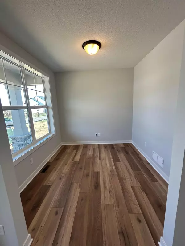 Woodbury, MN 55129,4209 Arbor DR