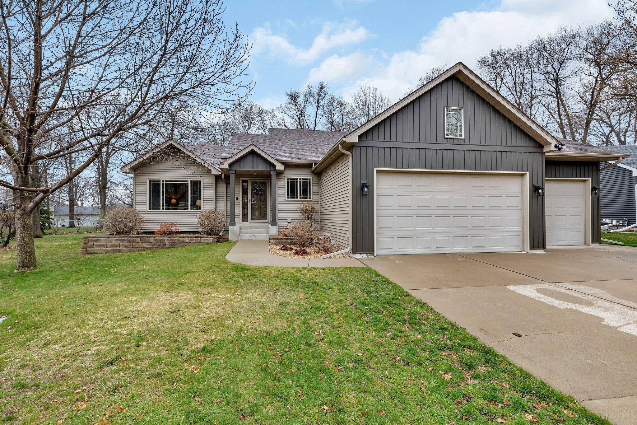 131 Frontier CT,  Sauk Rapids,  MN 56379