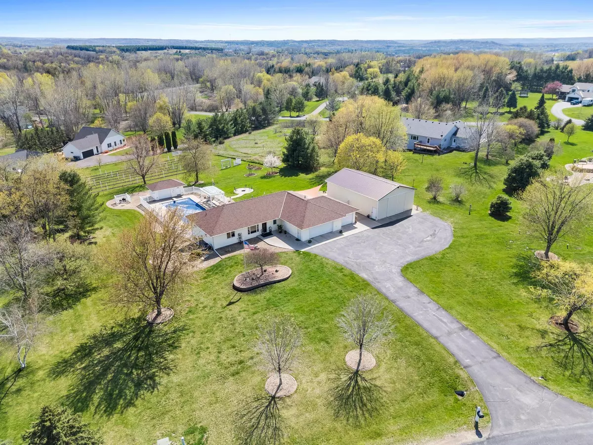 Hudson, WI 54016,693 Buttercup CT