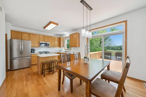 Woodbury, MN 55125,3339 N View LN