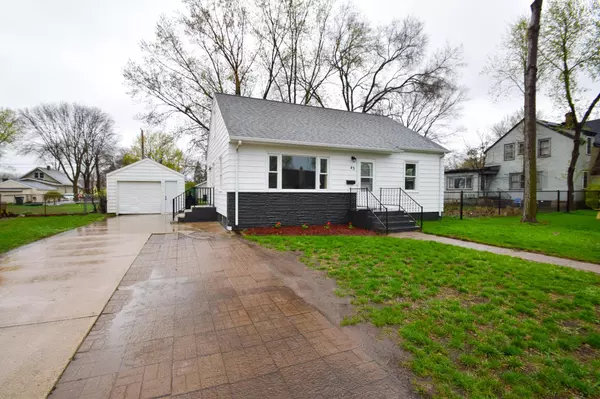 43 11th AVE N, Waite Park, MN 56387