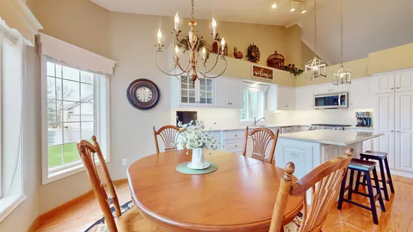 Plymouth, MN 55446,16255 38th PL N