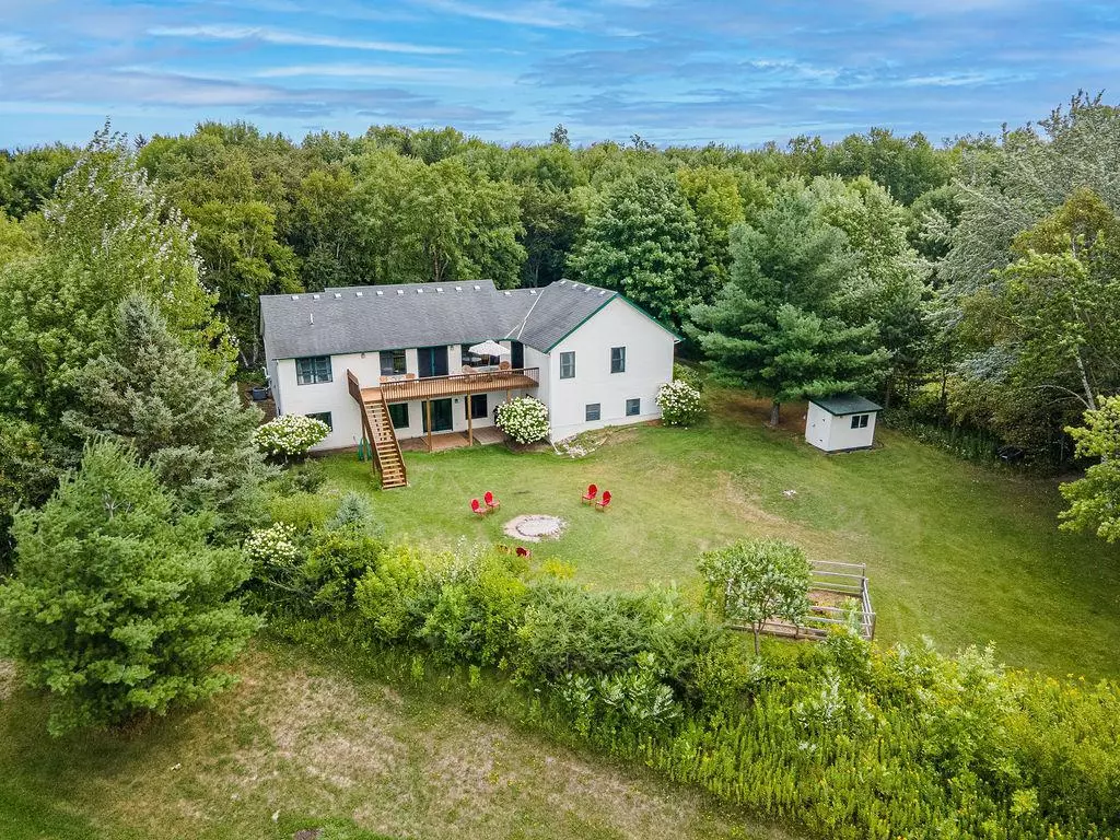 Chisago Lake Twp, MN 55012,15069 Lake BLVD