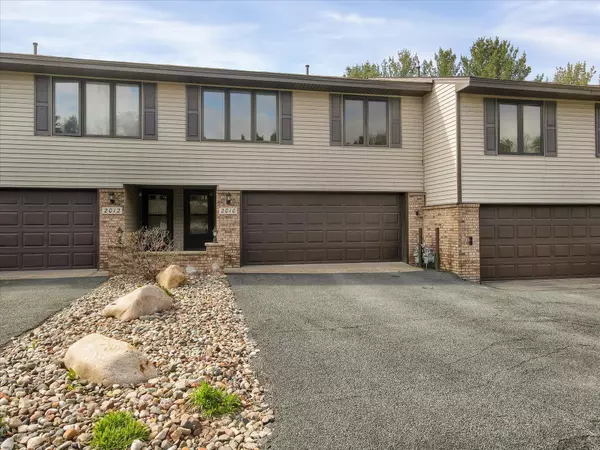 2010 Mesabi AVE E, Maplewood, MN 55109