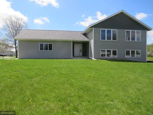 Green Isle, MN 55338,220 North LN