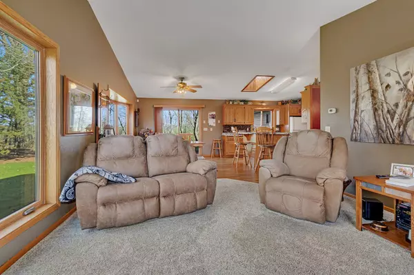 Green Lake Twp, MN 56288,9030 71st ST NE