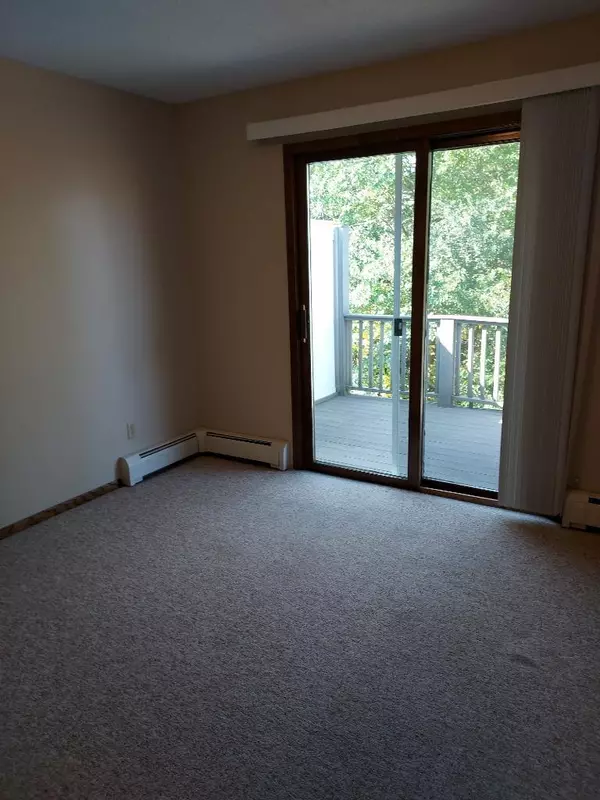 Hudson, WI 54016,623 13th ST S