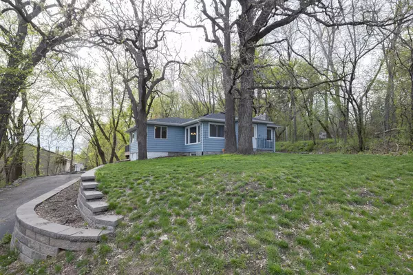 Saint Paul, MN 55116,1203 Davern ST