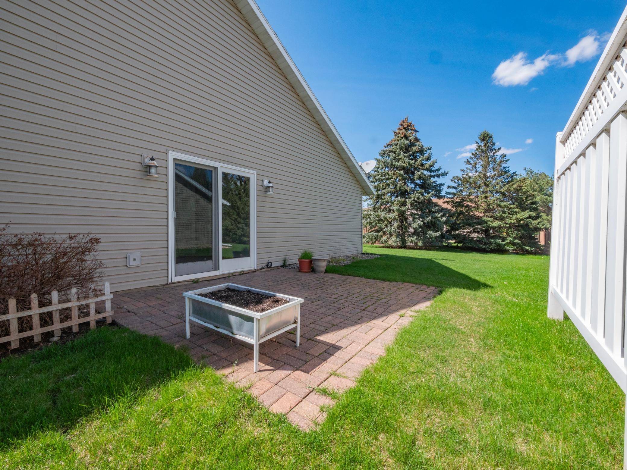 Alexandria, MN 56308,127 Bethesda ST W