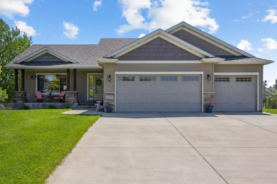 1608 Morning Glory AVE, Sartell, MN 56377