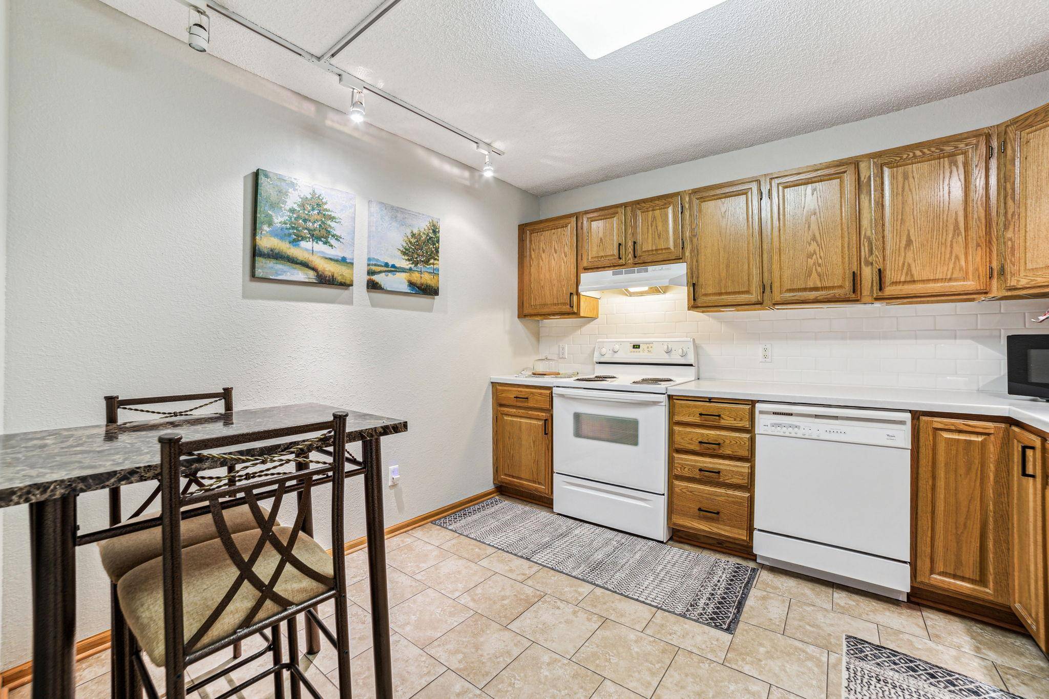 Hutchinson, MN 55350,116 Morningside DR NE