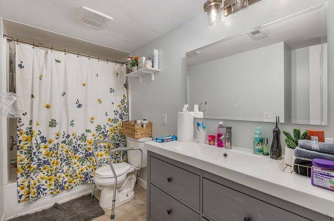 Brooklyn Park, MN 55443,8265 Zane CT N