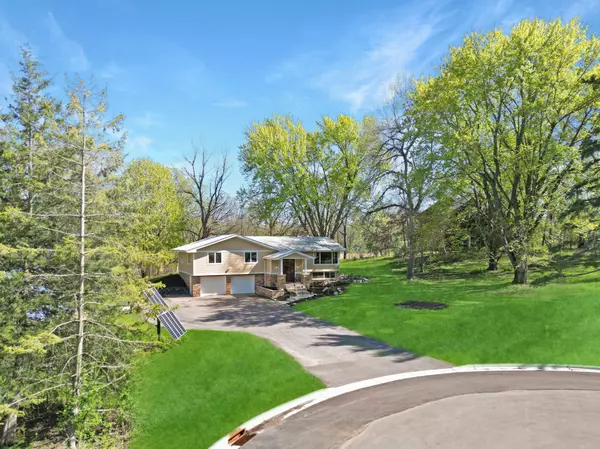 Shorewood, MN 55331,5325 Lee CIR