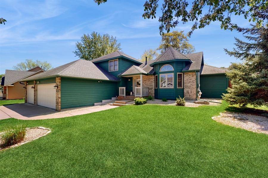 13615 61st AVE N,  Plymouth,  MN 55446