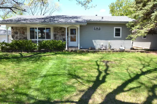 8570 Ideal AVE S, Cottage Grove, MN 55016