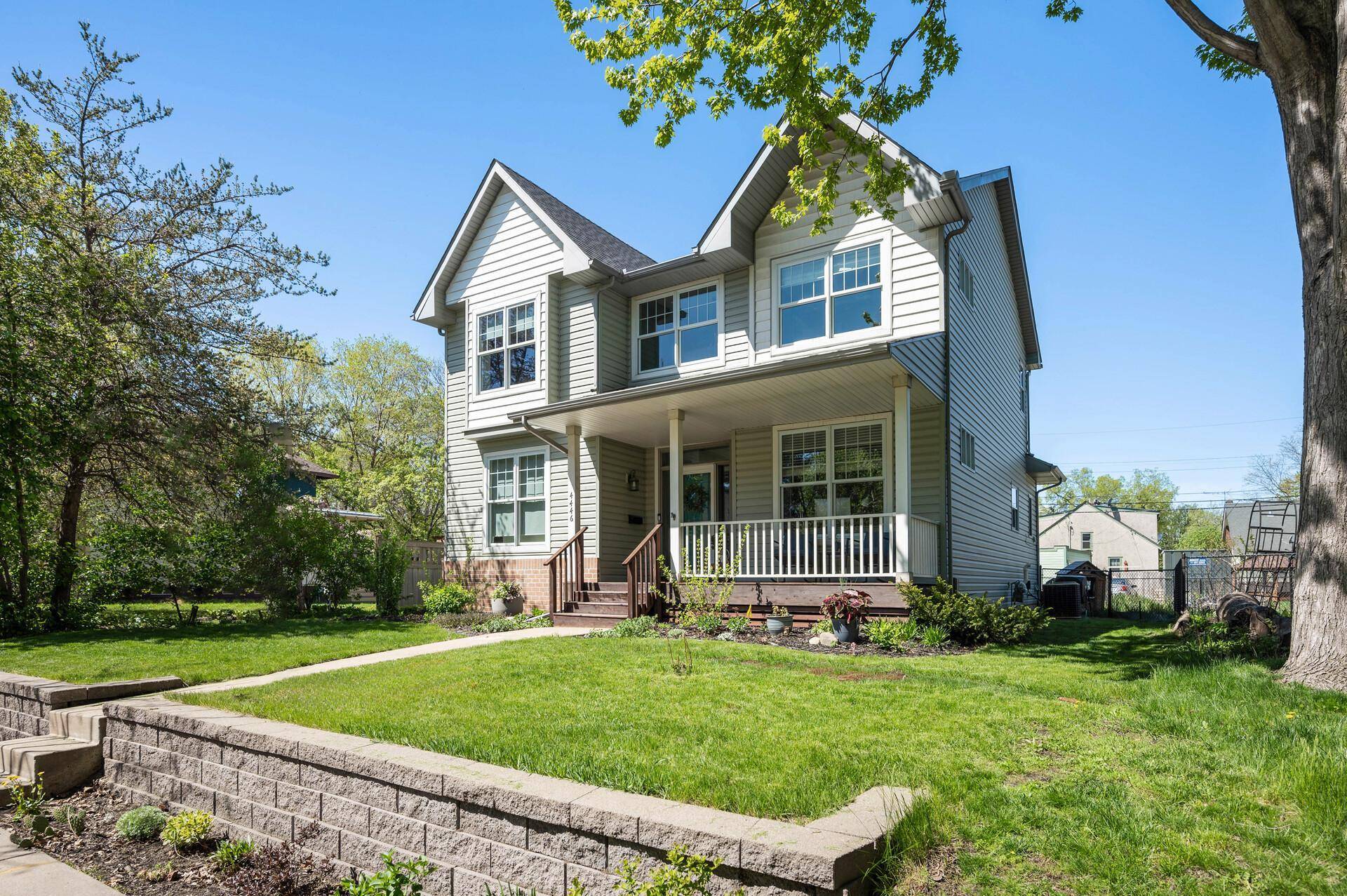 Minneapolis, MN 55406,4446 35th AVE S