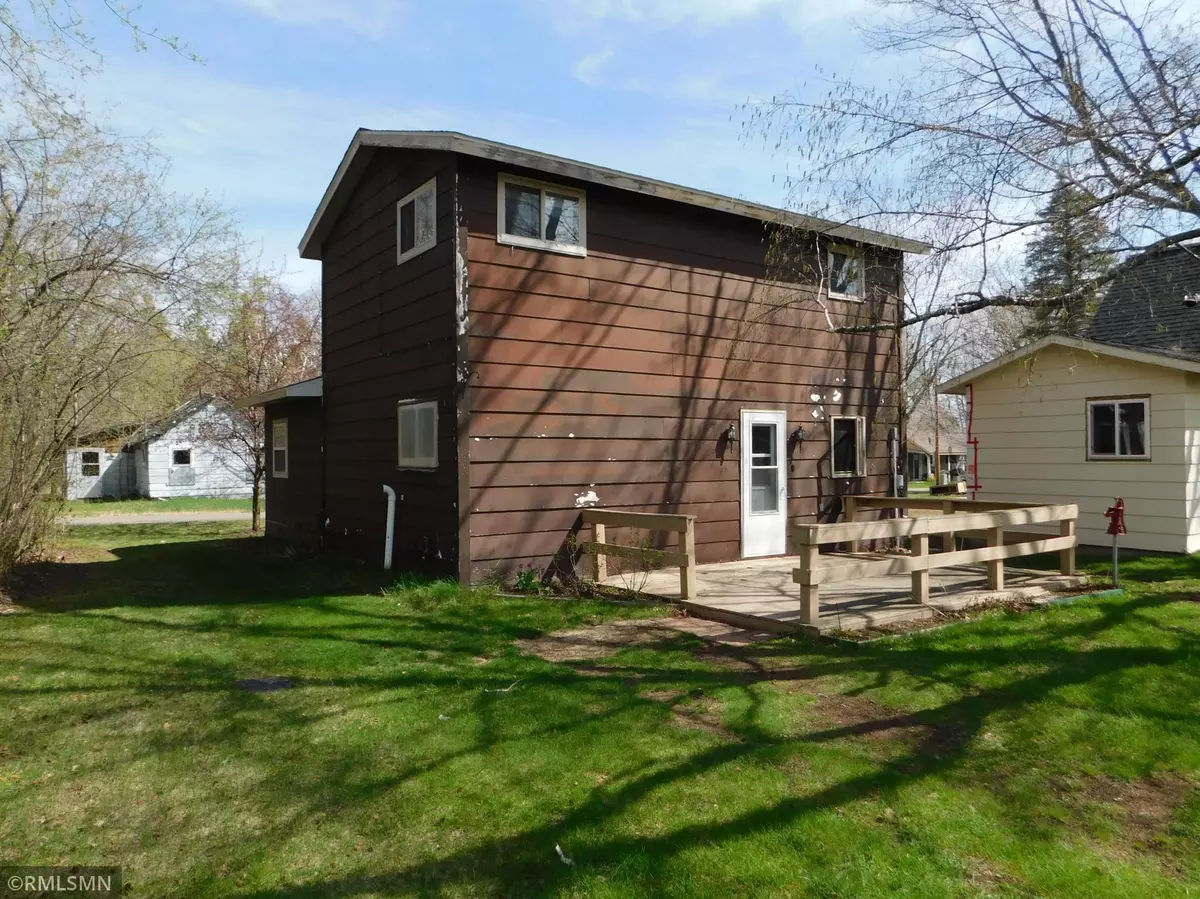 Palisade, MN 56469,208 Peary ST