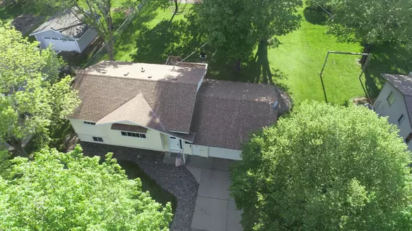 Waite Park, MN 56387,525 Aberdeen DR
