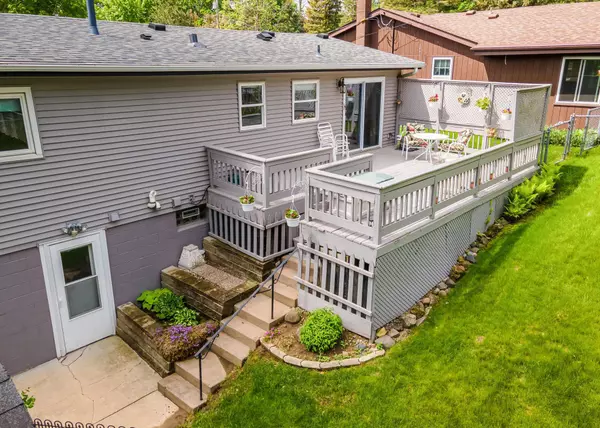 New Brighton, MN 55112,2896 14th ST NW